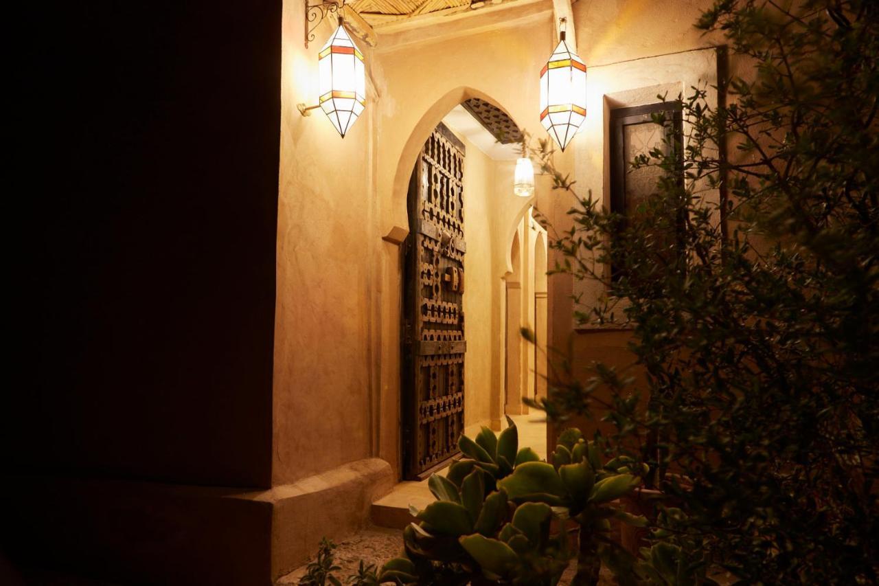 Hotel Kasbah Flilou à Ait Ougliff Extérieur photo