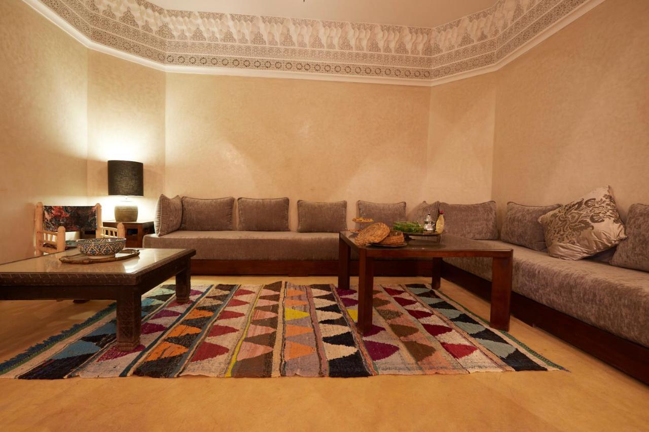 Hotel Kasbah Flilou à Ait Ougliff Extérieur photo