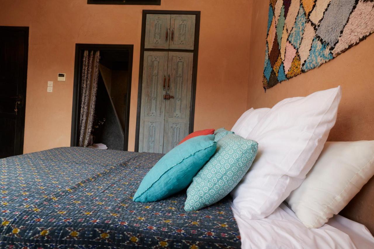 Hotel Kasbah Flilou à Ait Ougliff Extérieur photo