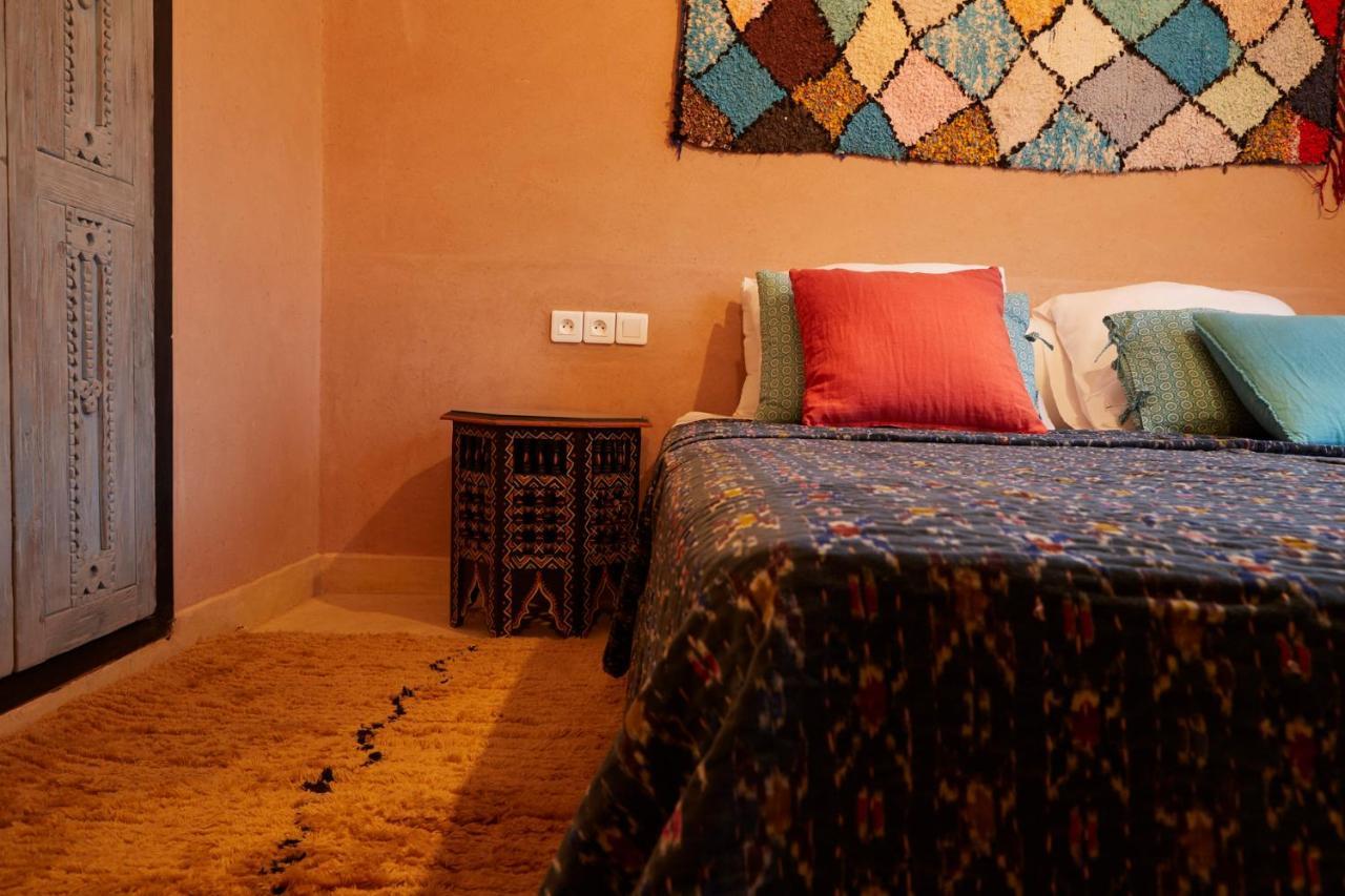 Hotel Kasbah Flilou à Ait Ougliff Extérieur photo