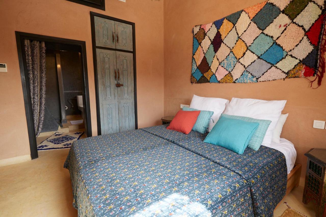 Hotel Kasbah Flilou à Ait Ougliff Extérieur photo