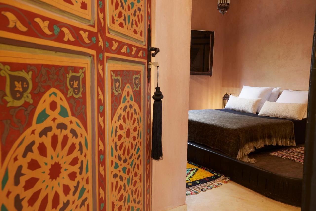Hotel Kasbah Flilou à Ait Ougliff Extérieur photo