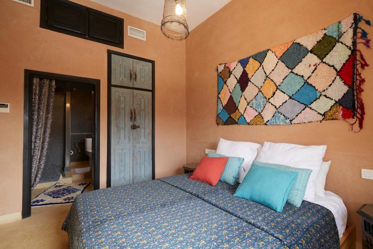 Hotel Kasbah Flilou à Ait Ougliff Extérieur photo