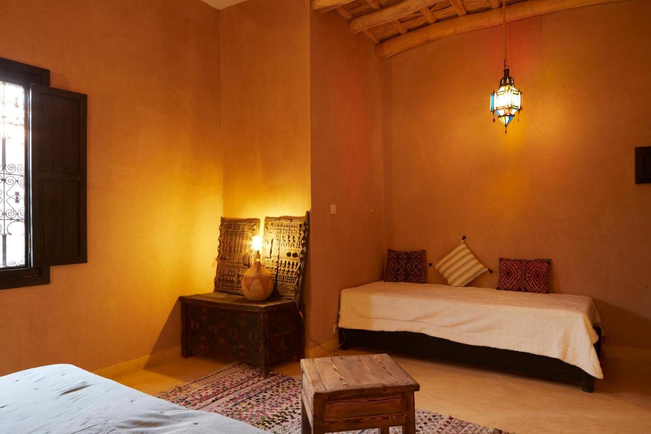 Hotel Kasbah Flilou à Ait Ougliff Extérieur photo